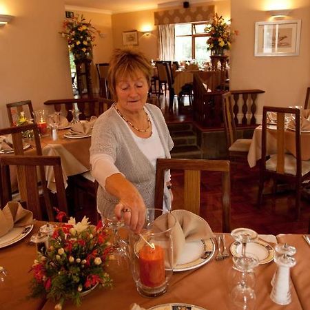 Hanora'S Cottage Guesthouse And Restaurant Ballymacarbry Exterior photo